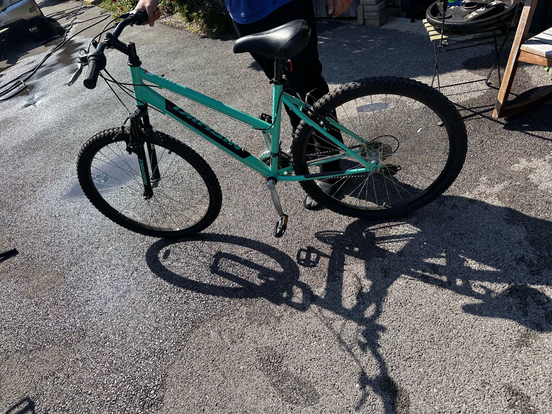 Women mountain bike