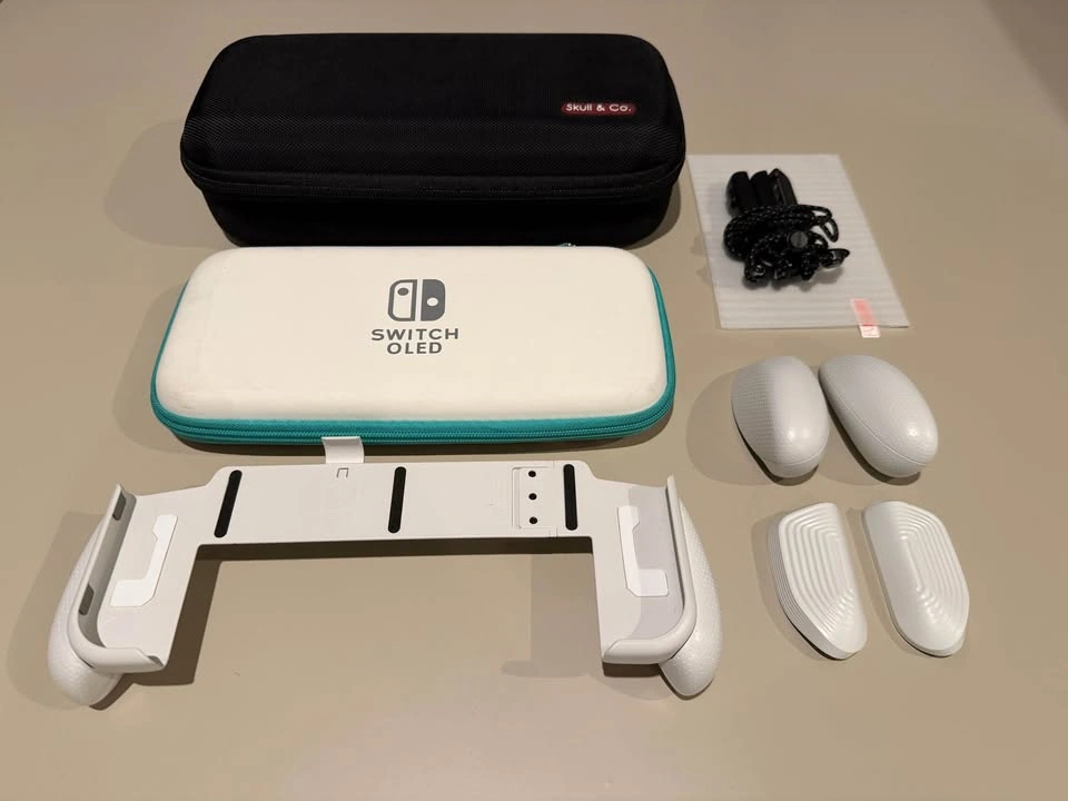 Nintendo Switch OLED Model (White Joy-Con) – Mint / Excellent Co - photo 2