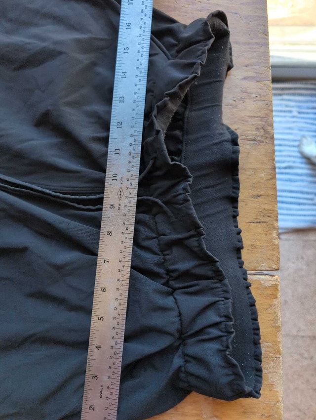 Lululemon Joggers size 8 black - photo 2