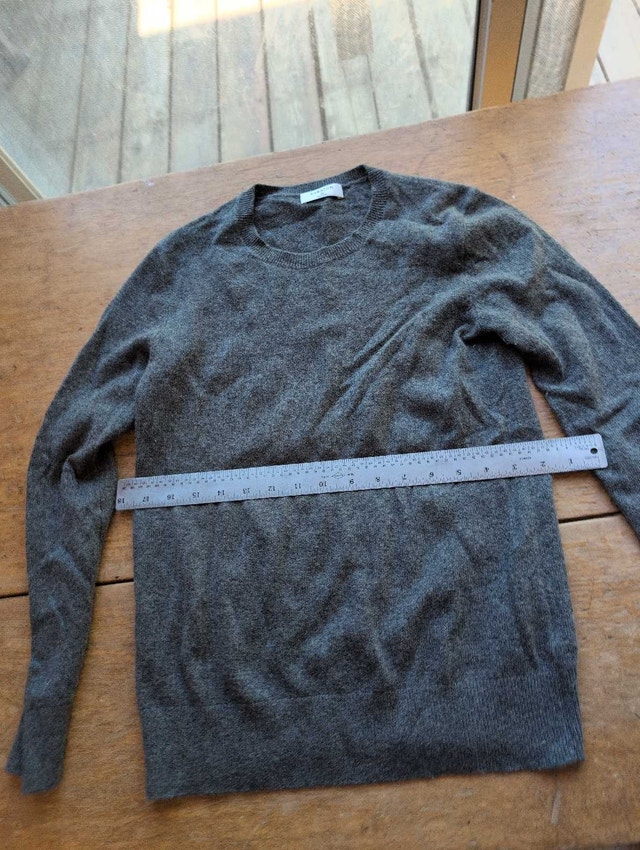 Babaton 100% Cashmere Sweater grey extra small