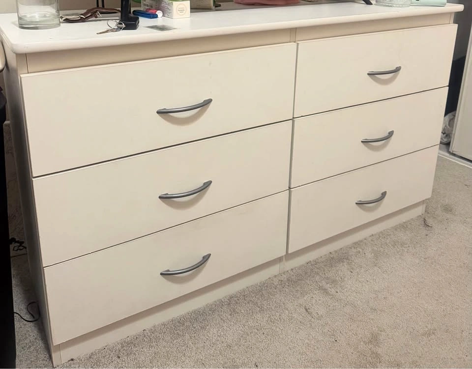 6-Drawer Dresser / Storage Cupboard