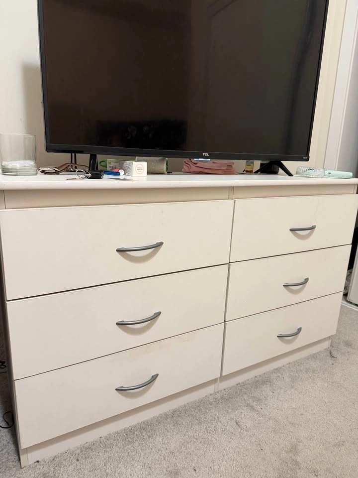 6-Drawer Dresser / Storage Cupboard - photo 3