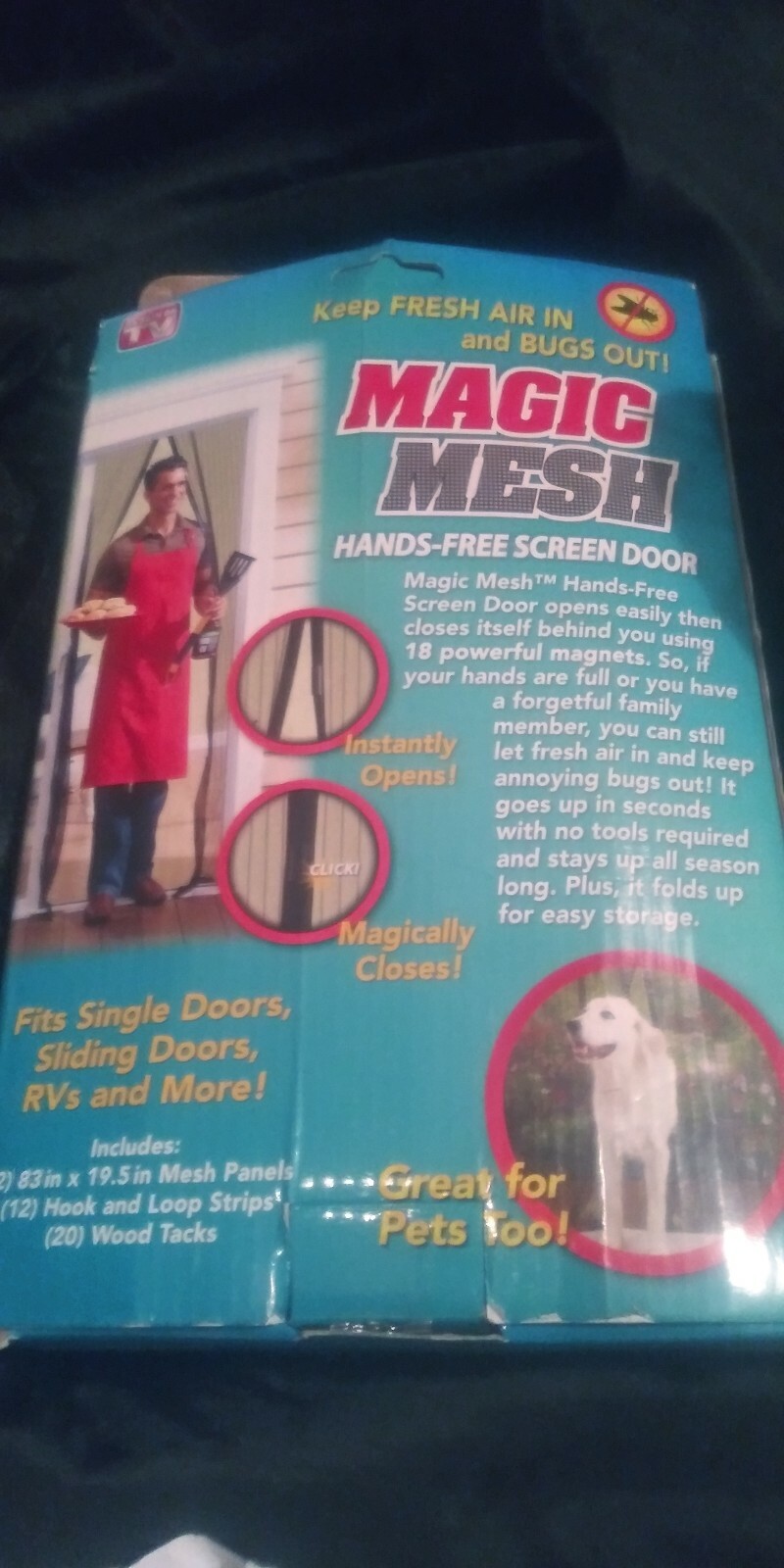 Magic Mesh Hands-Free Screen Door