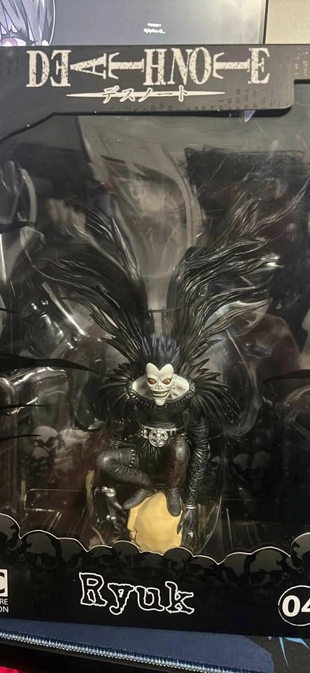 death note ryuk statue