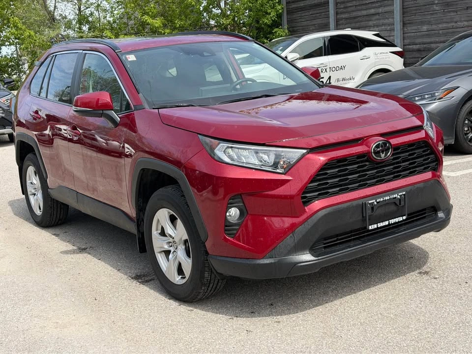 2021 Toyota RAV4 - photo 2