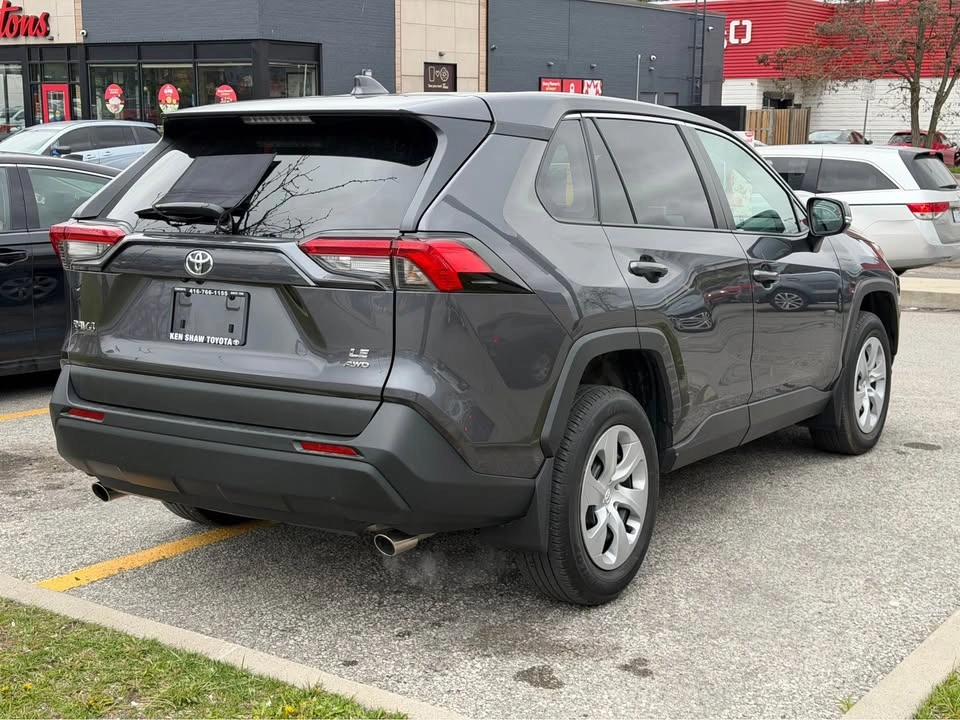2024 Toyota RAV4 - photo 4
