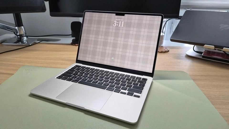 Starlight Macbook Air M5 - 13inch, 16GB RAM, 512GB SSD - photo 4