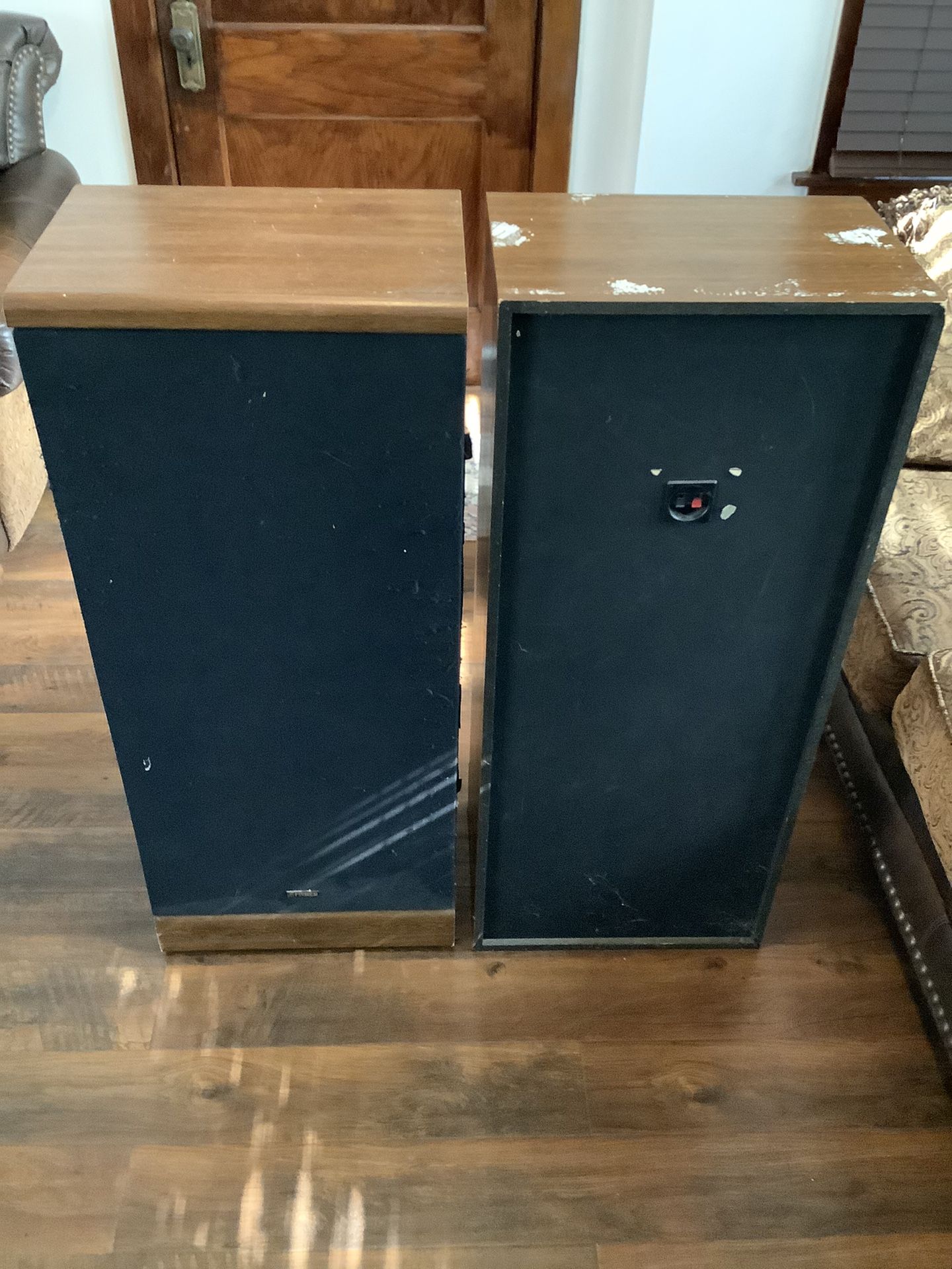 Fisher Speakers STV 760