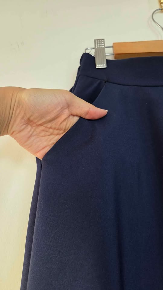 Navy skirt size S-M - photo 2