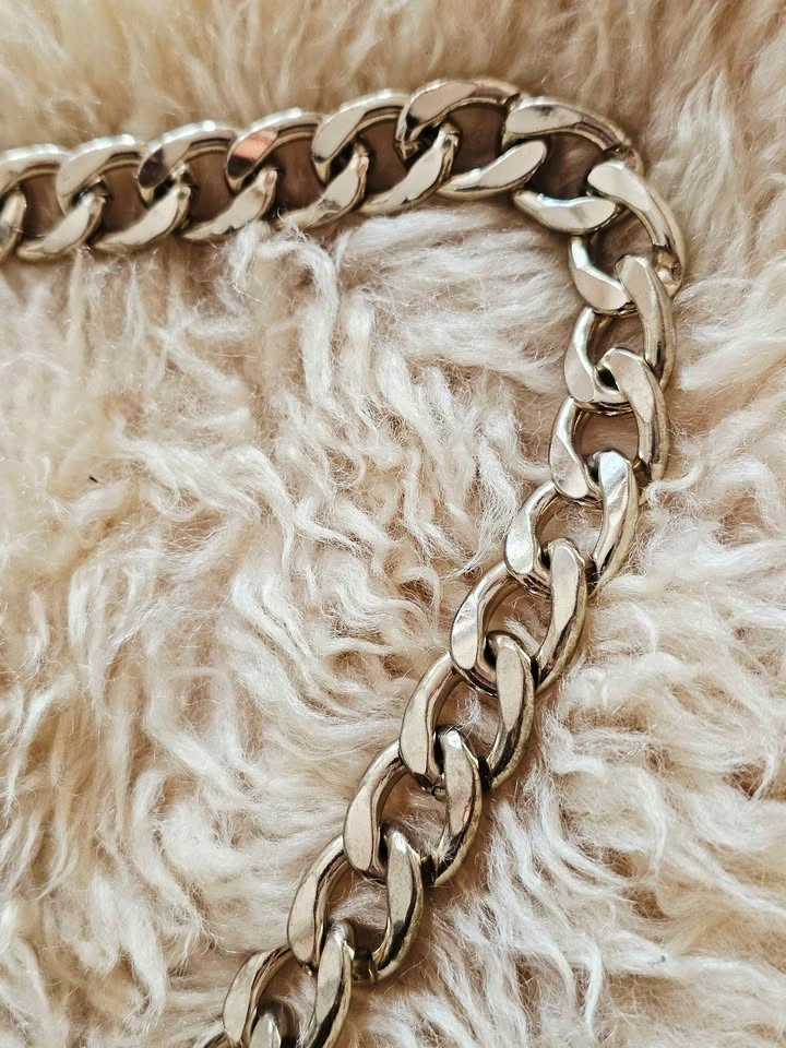 Y2K Guess Chunky Curb Chain Necklace Leopard Lock Charm - photo 5