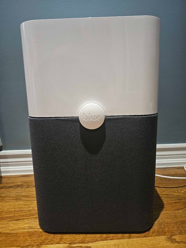 Blueair Blue Pure 211+ Air Purifier — like NEW - photo 2