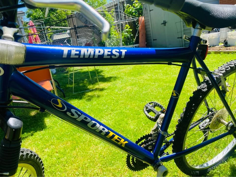 26” Sportek Tempest 18 speed Bike - photo 2