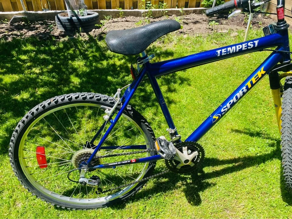 26” Sportek Tempest 18 speed Bike - photo 3