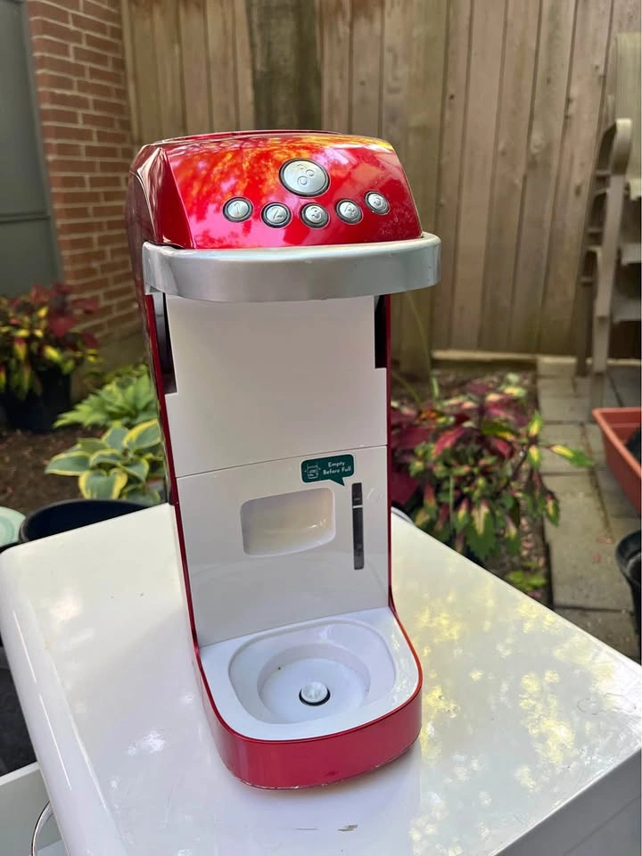 Sparkel Carbonated Water Maker – No CO₂ Canisters Required!