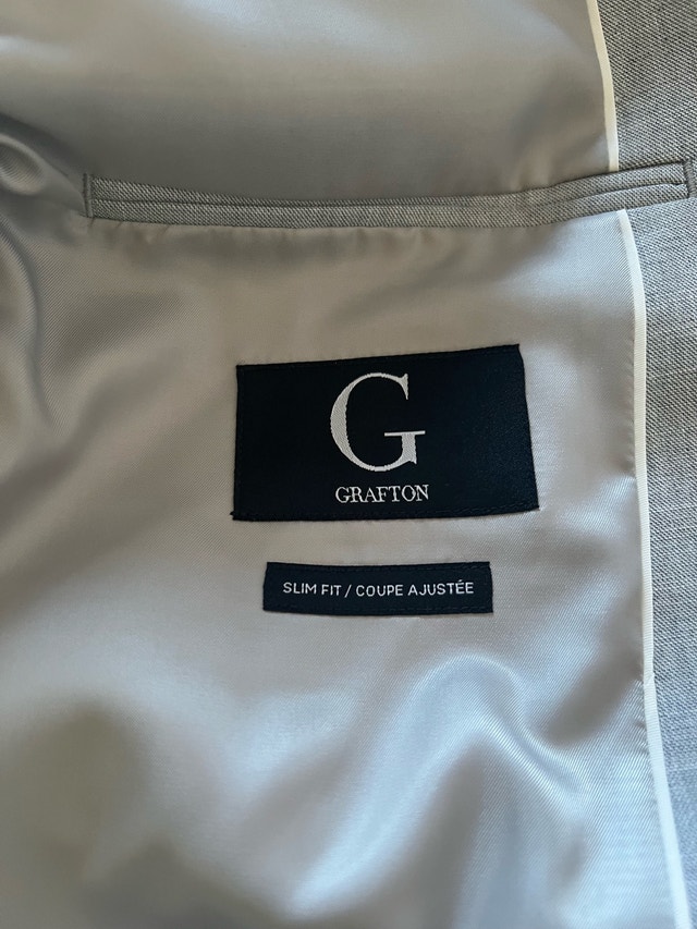 Light Grey Men’s Suit – 42R Jacket / 34W-32L Pants - photo 4