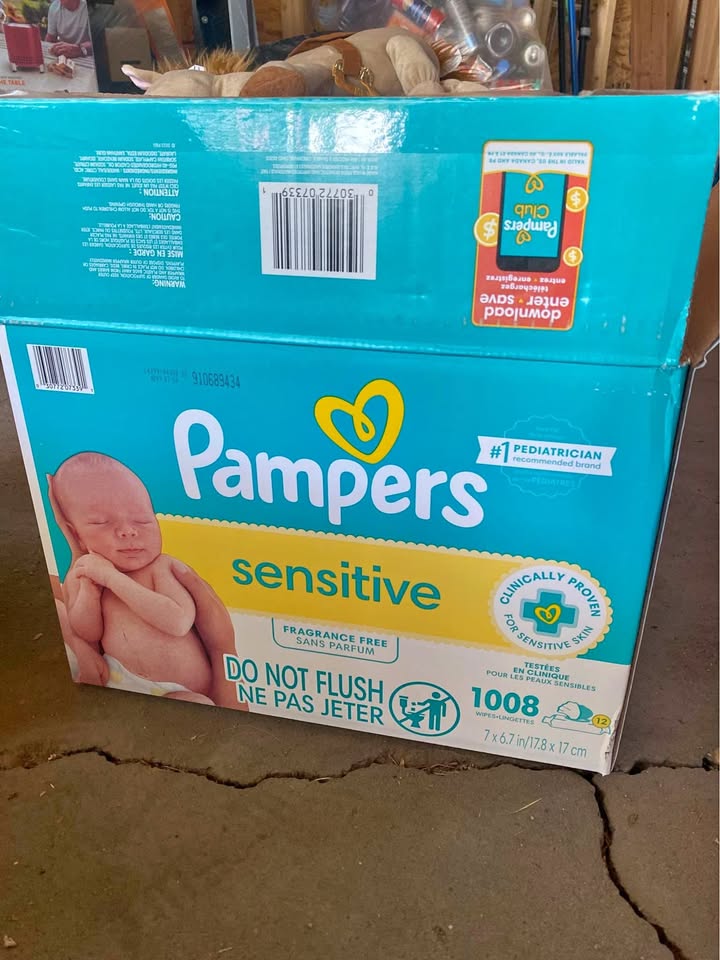 Pampers sensitive wipes