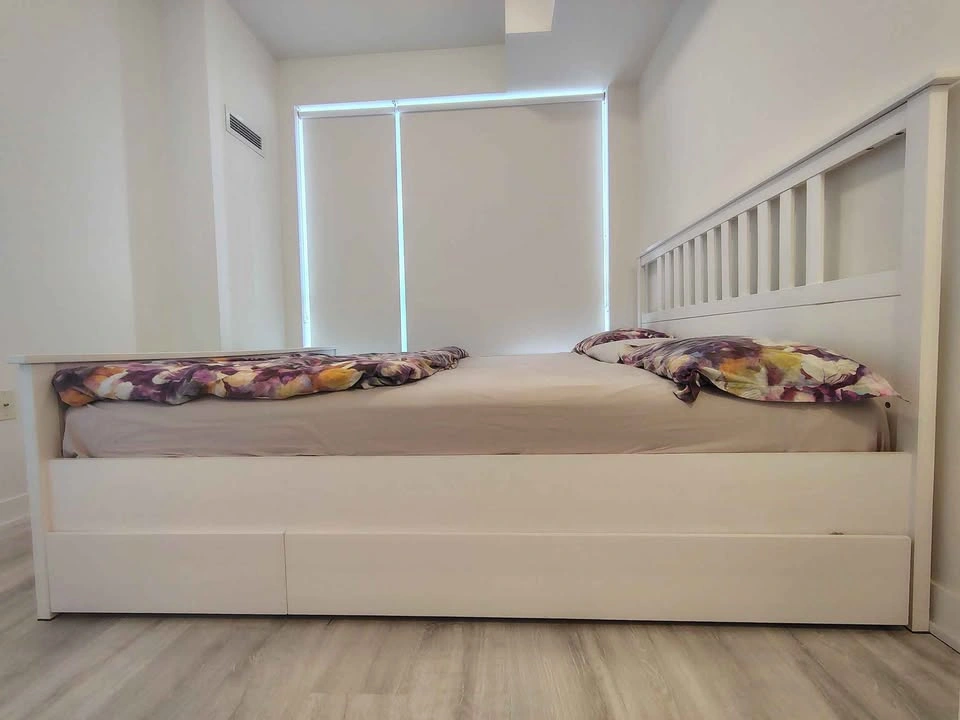 HEMNES Bed frame with 2 storage boxes(Ikea) - King bed - photo 2