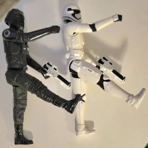 Star Wars Tie Fighter Pilot & Stormtrooper The Force Awakens - photo 4