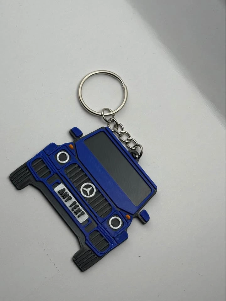 Custom Mercedes G-Wagon Keychain – Personalized License Plate - photo 3