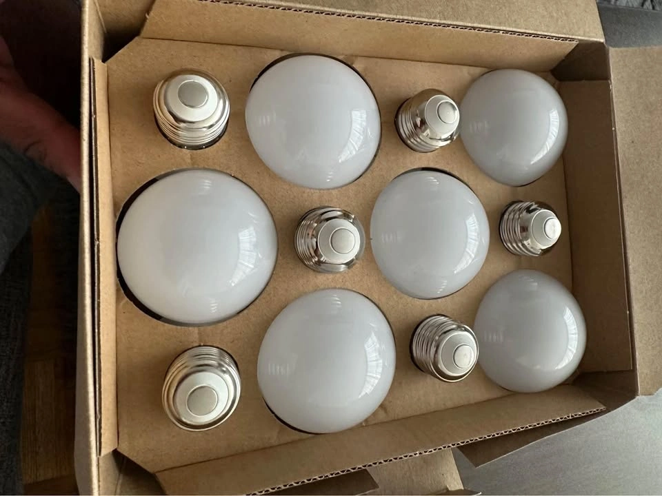 Brand New Set Of 12 Soft White Bulbs