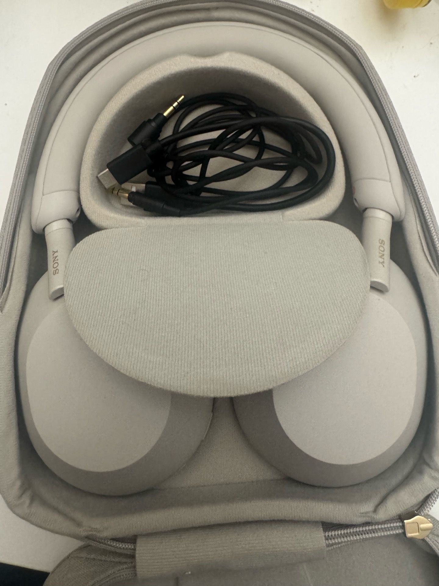 Sony XM5 & Xbox Series S - photo 2