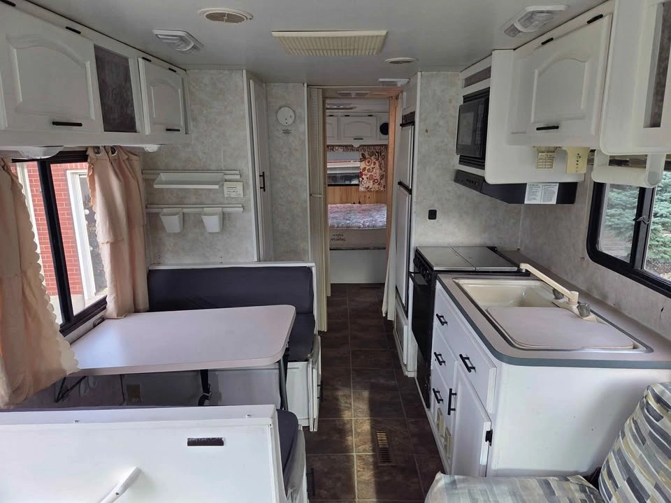 1996 Damon Daybreak RV - photo 2