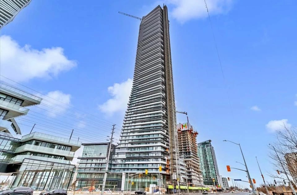 2 Beds 1 Bath - Apartment - photo 2