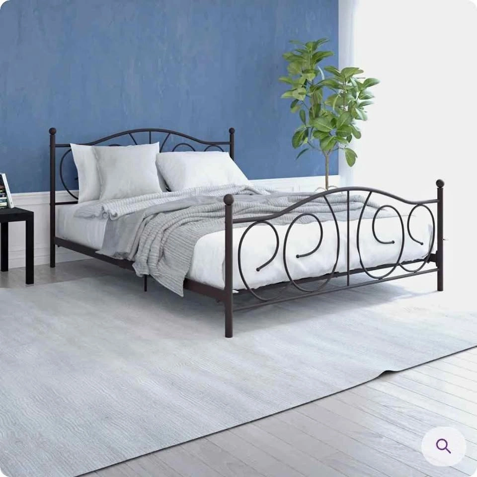 Queen Size Bernella Metal Bed Frame – Good Condition