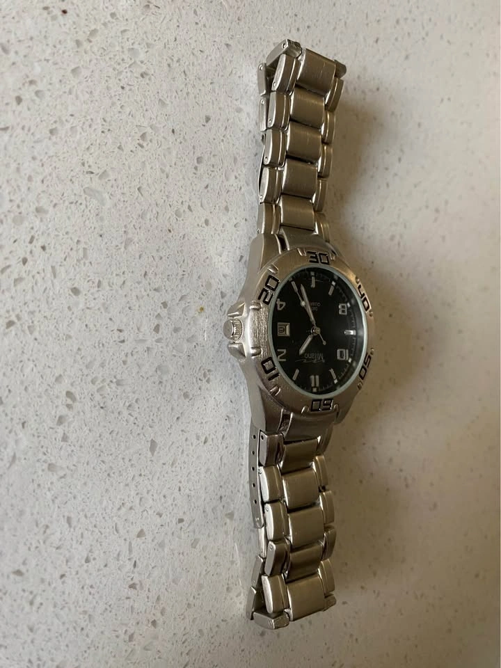Milano Stainless Steel Watch – Date Quartz Watch - photo 3