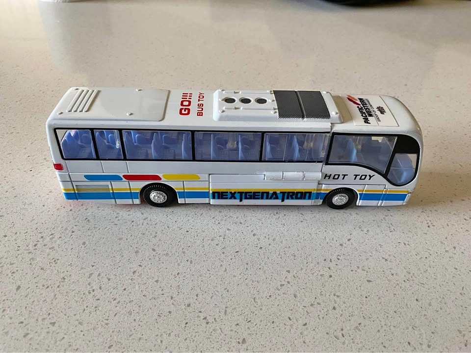 Transforming Toy Bus – Robot Bus Toy – No Box
