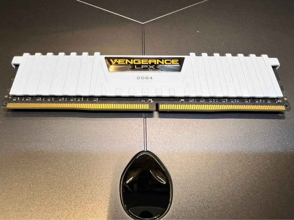 16GB DDR4 RAM READ DESCRIPTION - photo 3