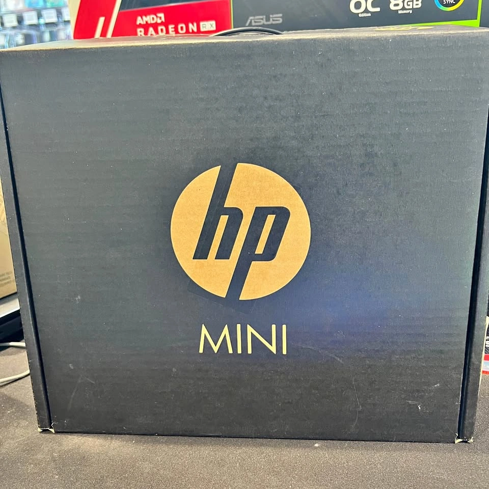 Vintage HP MINi laptop Windows XP