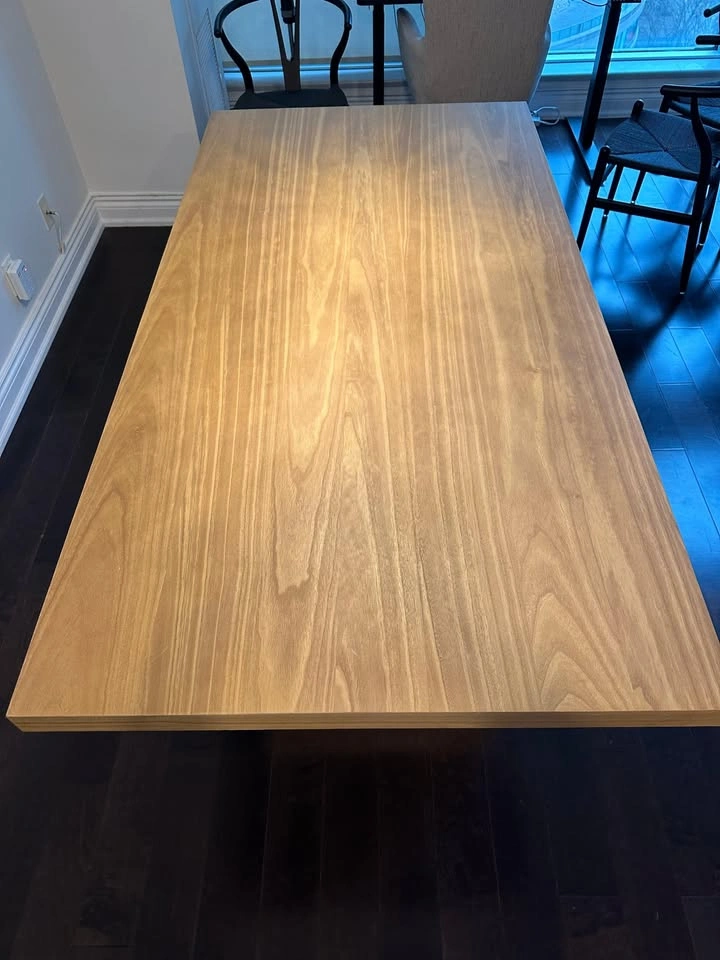 Large Wood Dining Table in Great Condition - photo 4