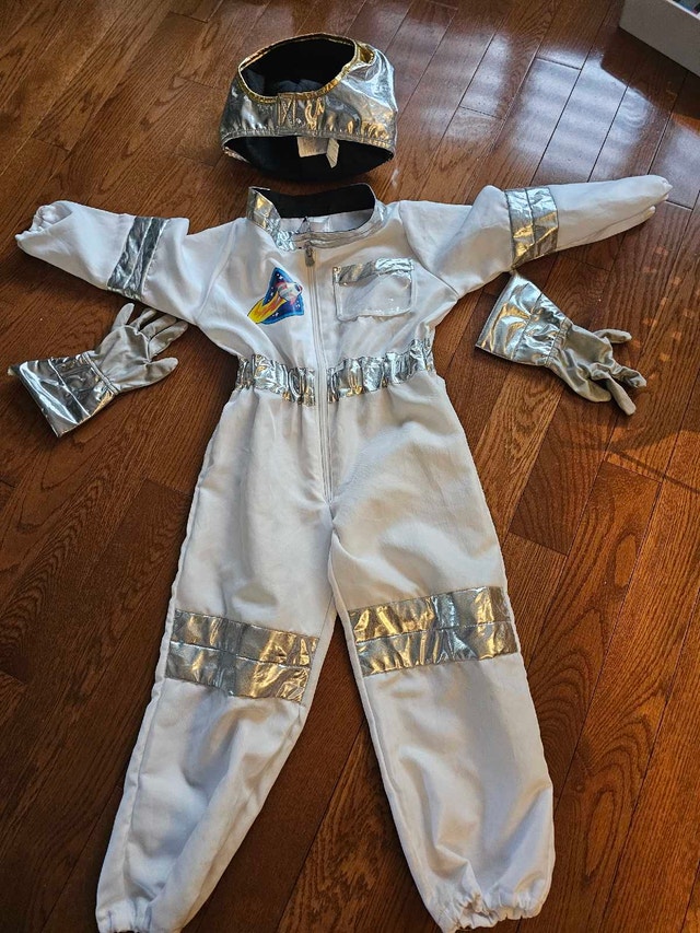 Kids Halloween Costumes & Masks Bundle — Ages 3–8