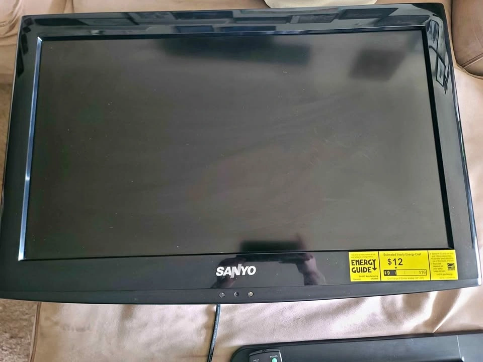 Sanyo 26in TV