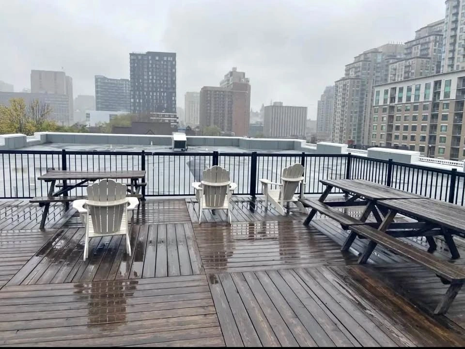 1 Bed 2 Baths - Apartment