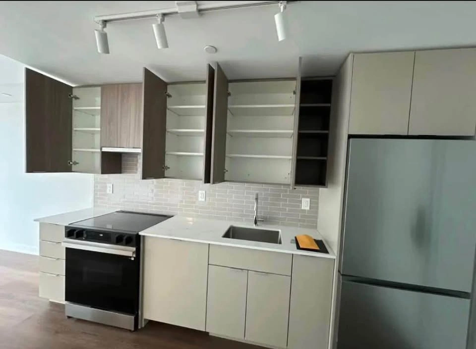 1 Bed 1 Bath - Apartment - photo 4