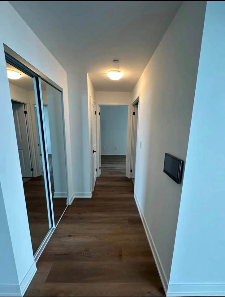 1 Bed 1 Bath - Apartment - photo 5