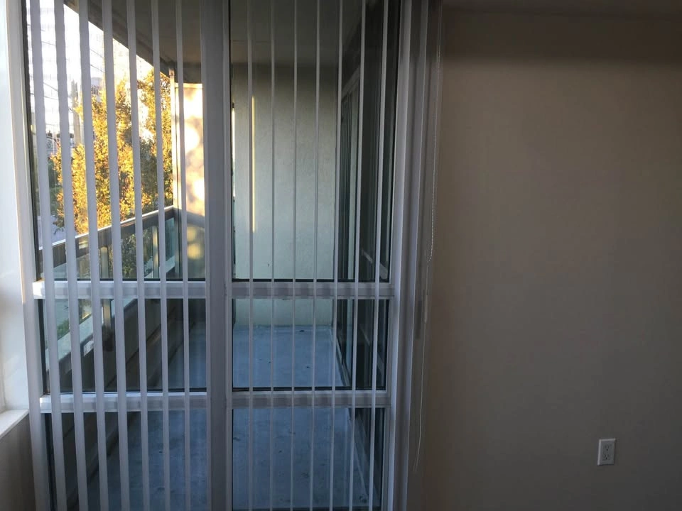 2 Beds 2 Baths - Apartment - photo 5