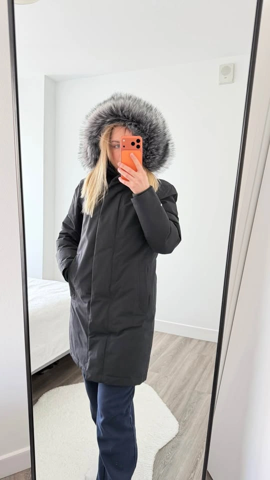Winter parka the North face size S almost new - photo 5