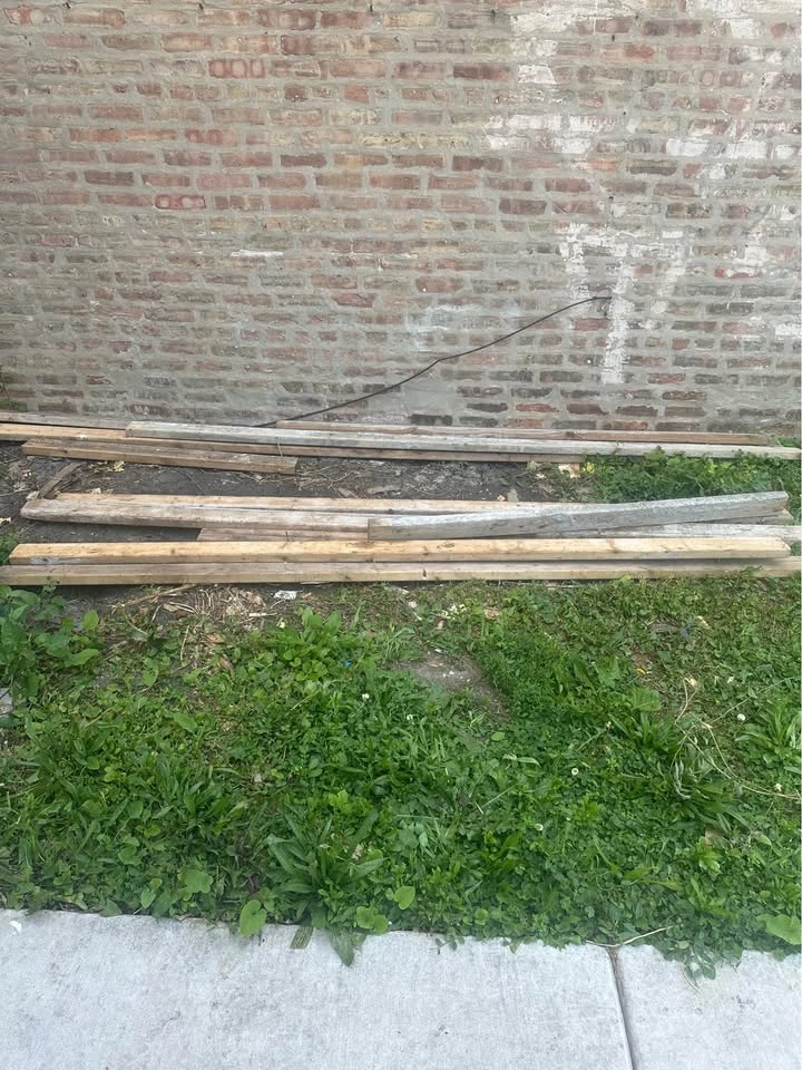 Reclaimed Wooden Planks 2x4 - photo 2