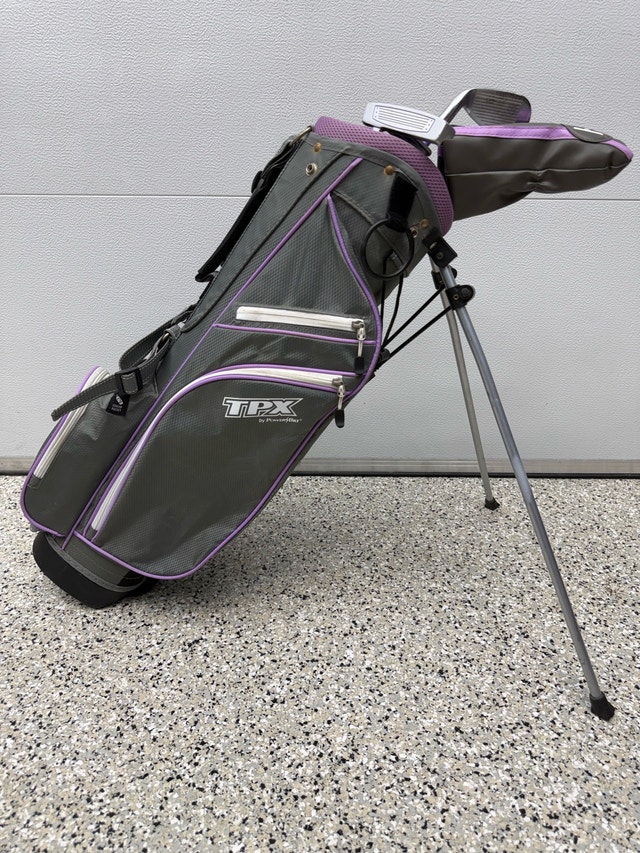 Kids Golf Clubs (Right Handed, Age 9-12)