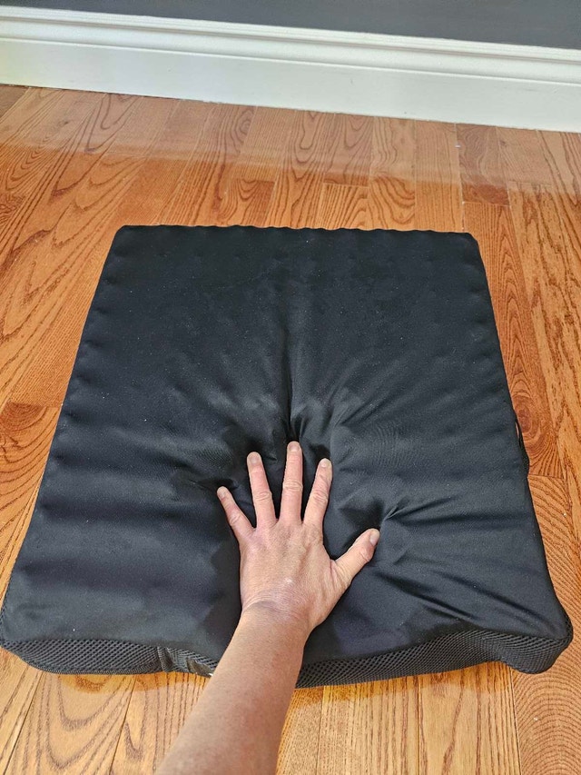 ROHO Wheelchair Cushion — with Cover pressure relief