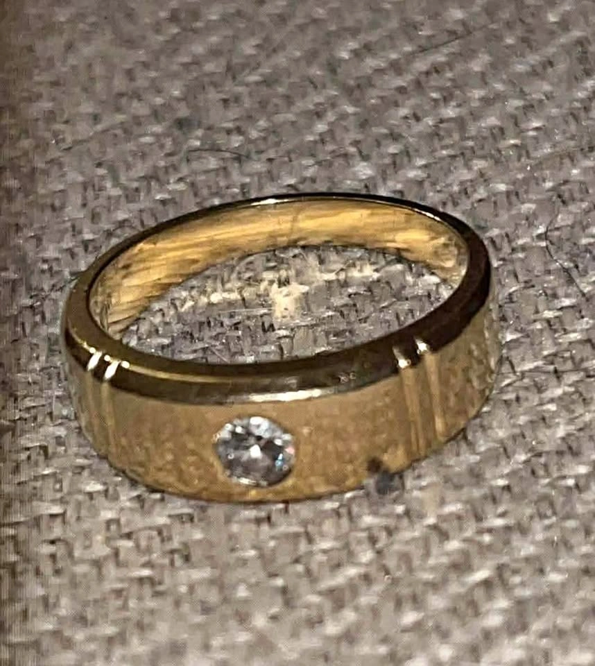 Men's 14k GOLD diamond ring