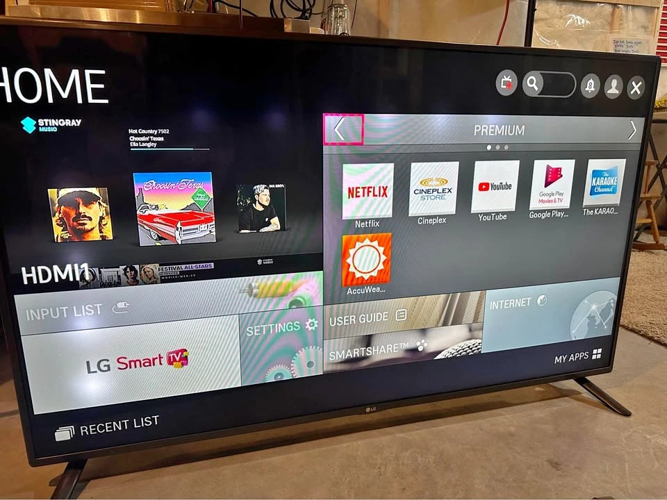 LG 55LF5800 55-Inch Smart TV