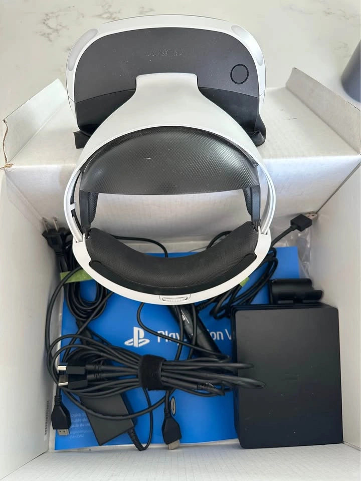 Sony PlayStation VR Headset with Processor Unit and Cables - photo 3