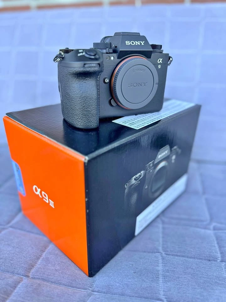 Sony A9III with 0 shutter count