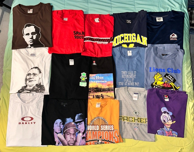 10$ graphic T shirt