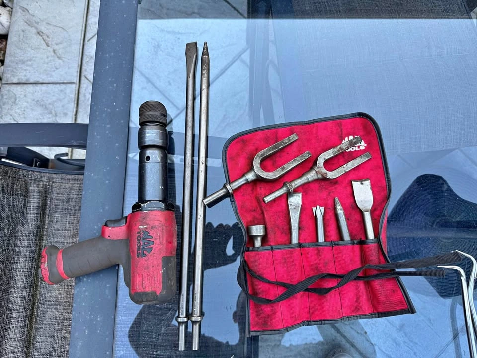MAC TOOLS Air Hammer Chisel Set