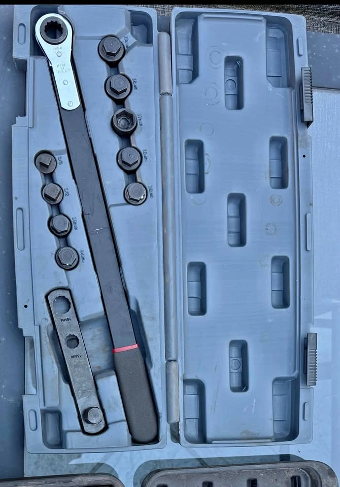 Serpentine belt kit tool (Mac Tools)